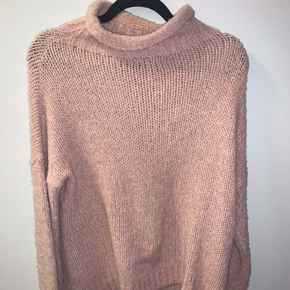 Fuzzy light pink sweater